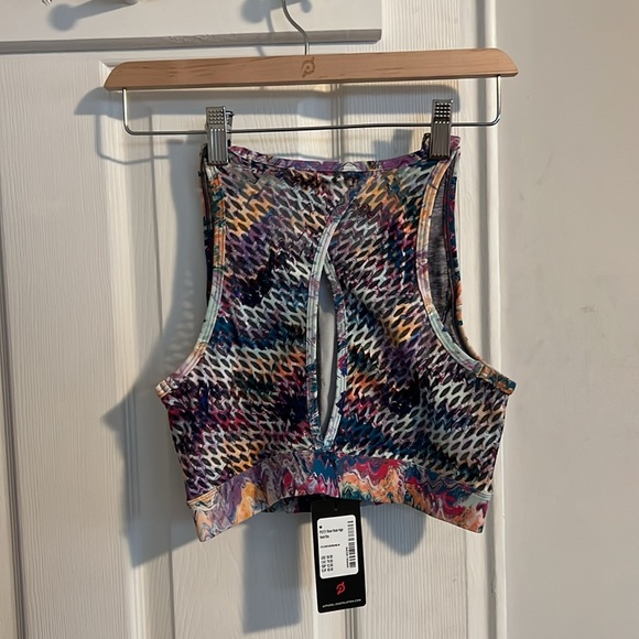 Peloton Activewear River Rock Set in Size Medium - Picture 3 of 4